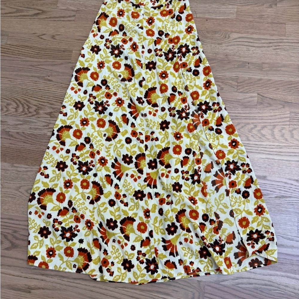 Floral muted yellow Maxi skirt - Picture 6 of 6